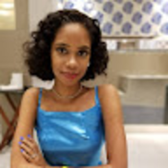 Meet your Posher, Shania - Picture 1 of 1